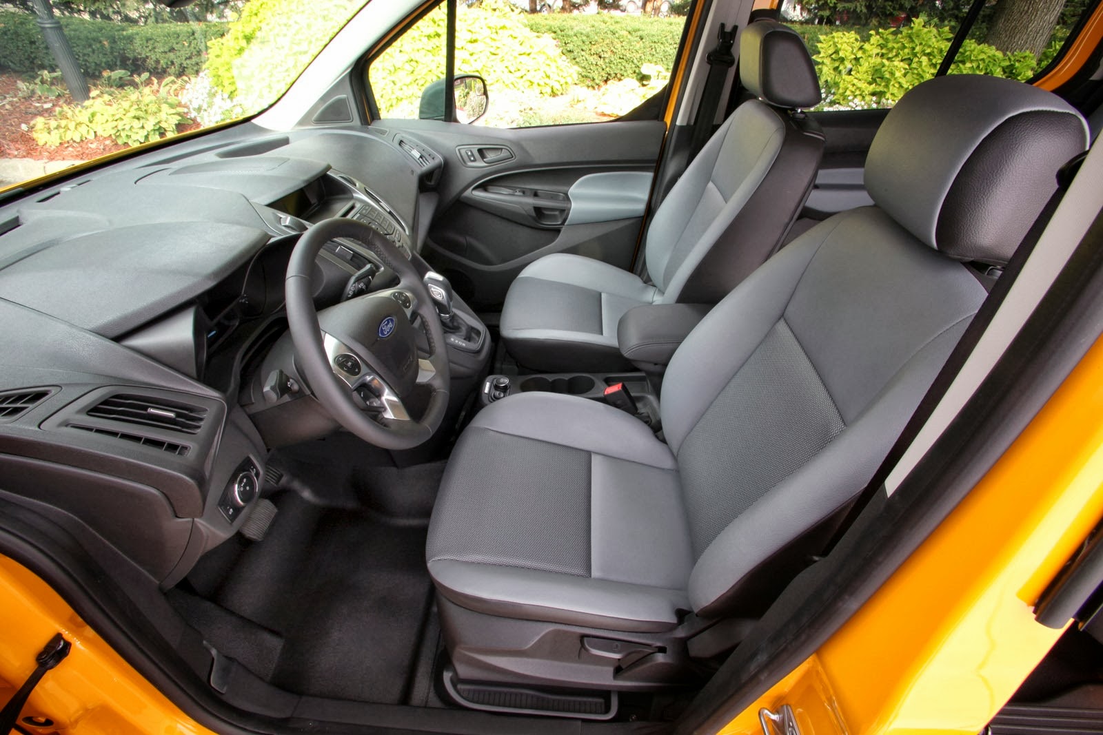 [Ford-Transit-Connect-Taxi-14%255B3%255D.jpg]