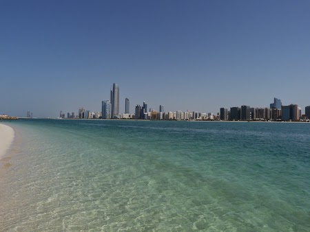 06. Plaja Abu Dhabi.JPG