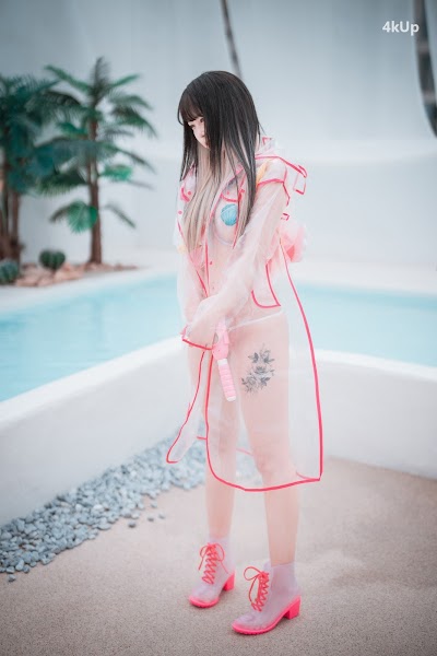DJAWA Photo – Aram – Poolside Summer