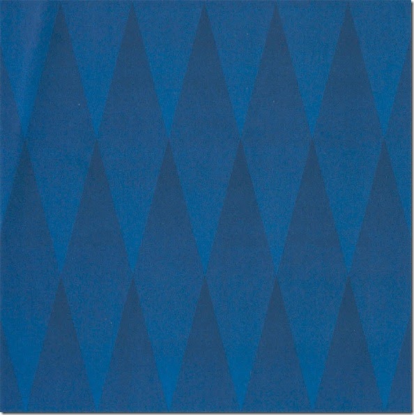 blue-triangles-illusion