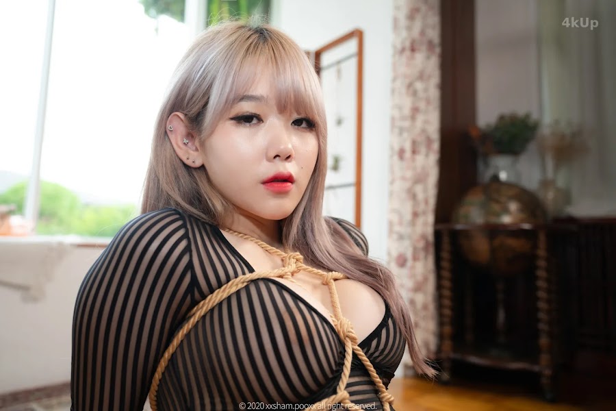 Zia (지아) At Home