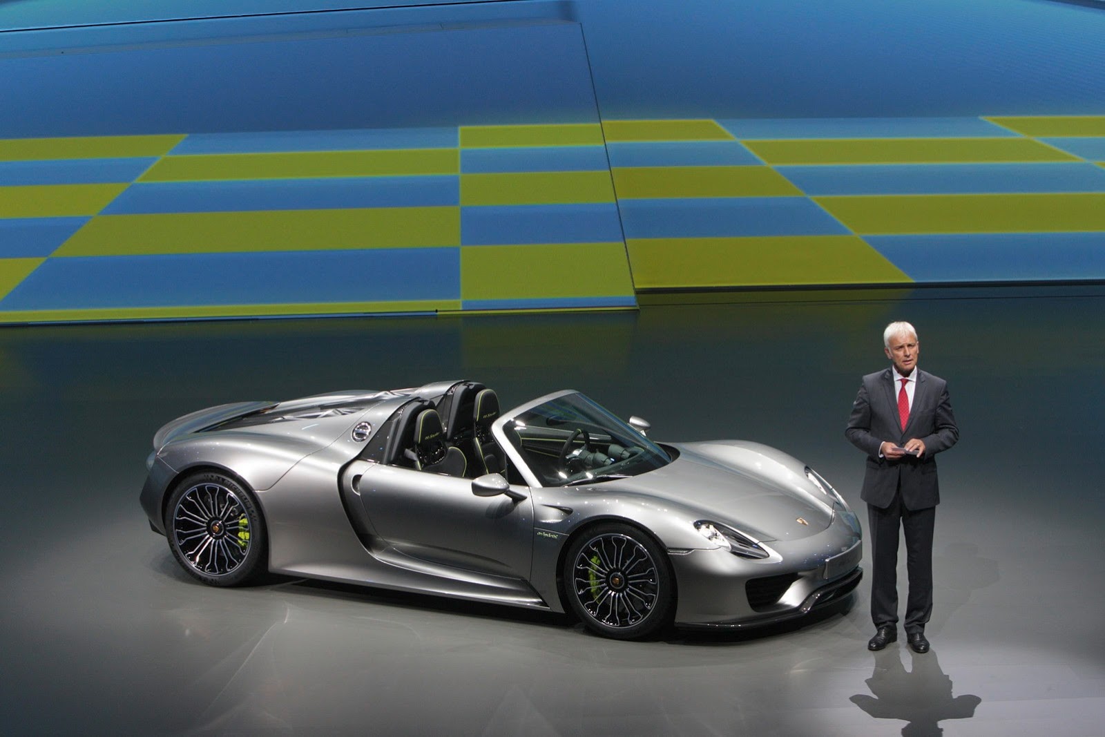 [VW-Group-Night-Event-69%255B2%255D.jpg]