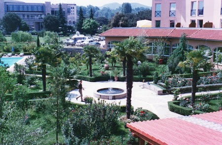 Obiective turistice Albania: Hotel Rogner Europapark