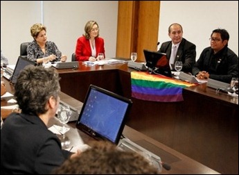 Dilma movimento gay