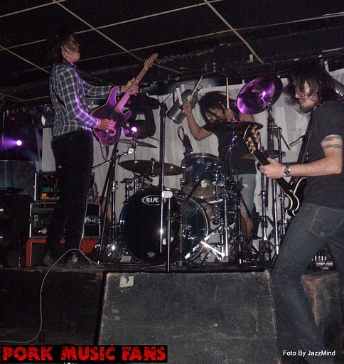 [Pork%25202011%2520-%2520Febrero%252012%2520Peteco%25C2%25B4s%2520%25286%2529%255B2%255D.jpg]