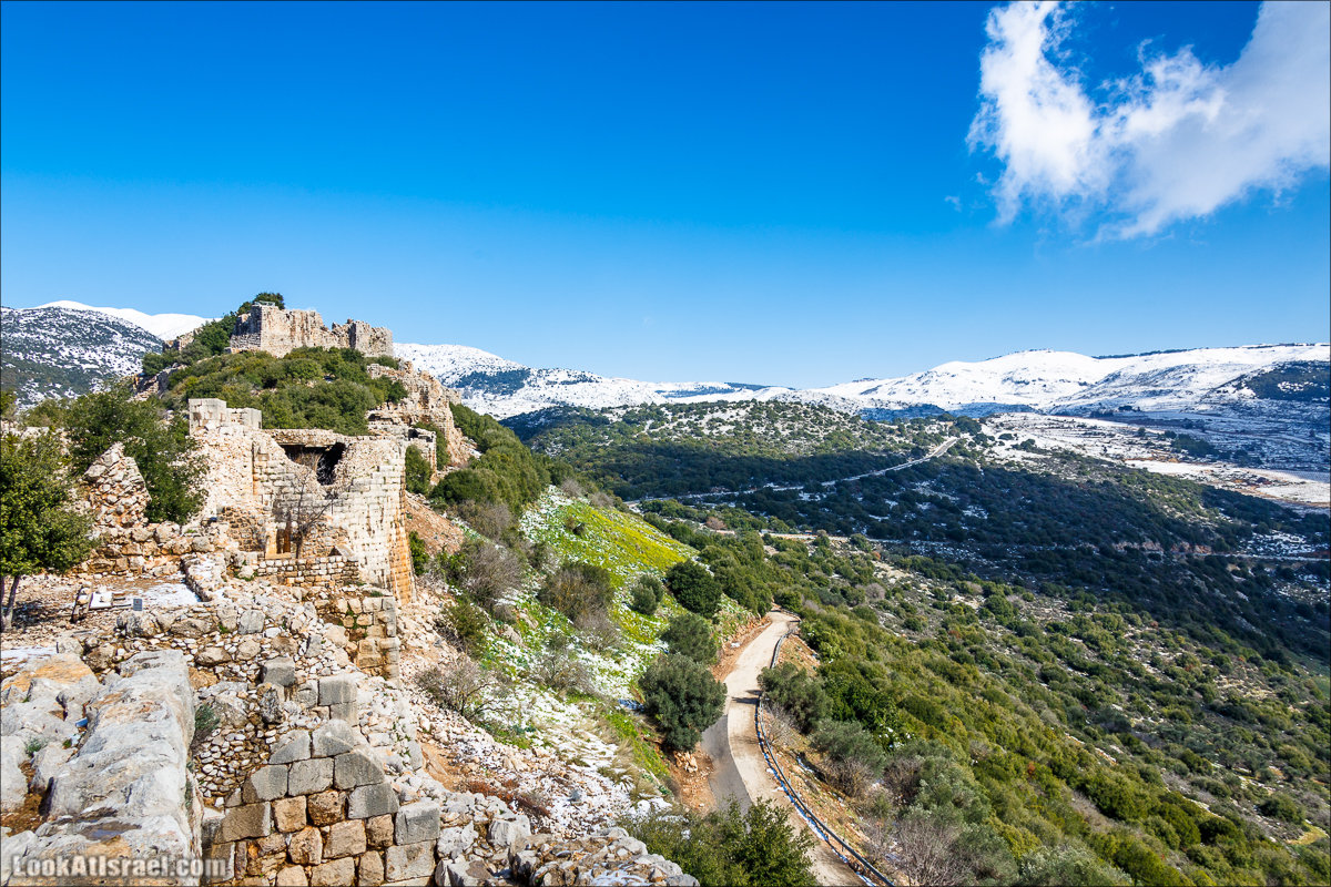 LookAtIsrael.com - Снег в крепости Нимрод, Израиль | Snow in Nimrod fortress, Israel | שלג במבצר נמרוד