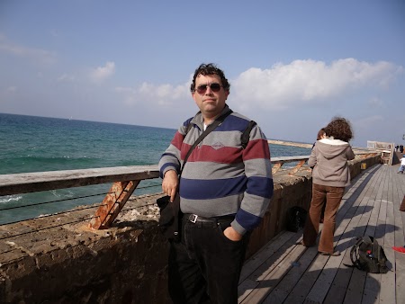 17. Pe malul Marii Mediterane in Tel Aviv.JPG