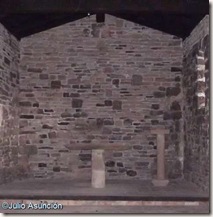 Interior de la ermita de San Román de Aoiz