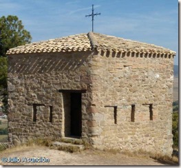 Pequeña torre fusilera en la ermita de Arnostegui - Obanos