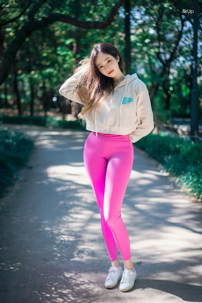DJAWA Photo – Bambi (밤비) Loose and Tight Violet