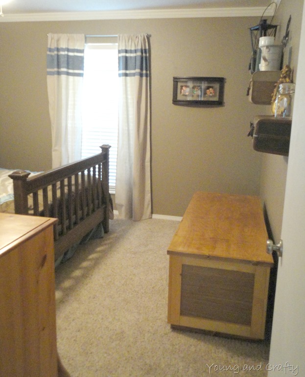 [suitcase%2520shelf%25206%255B11%255D.jpg]