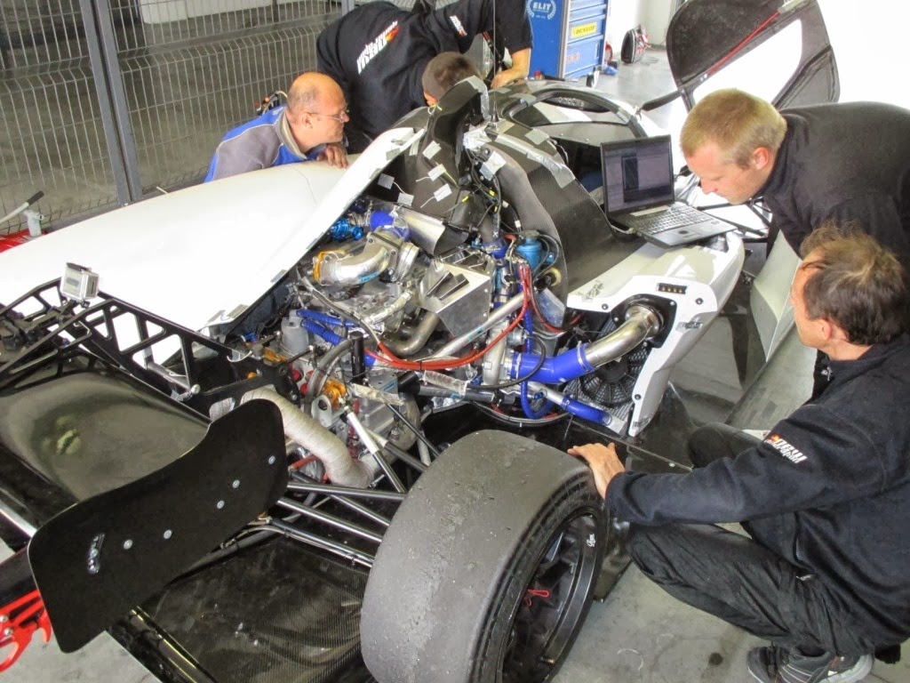 [Praga-R1-Turbo-Testing-3%255B6%255D.jpg]