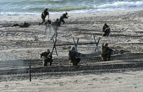 "Запад-2013": Высадка на побережье