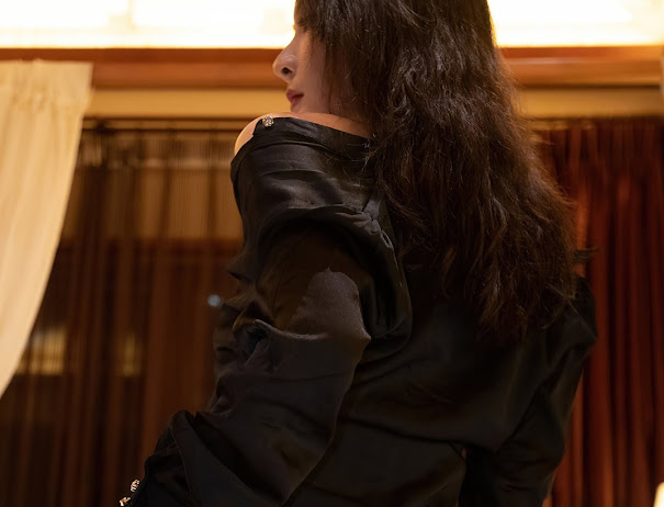 XIUREN No.2447 Emily顾奈奈