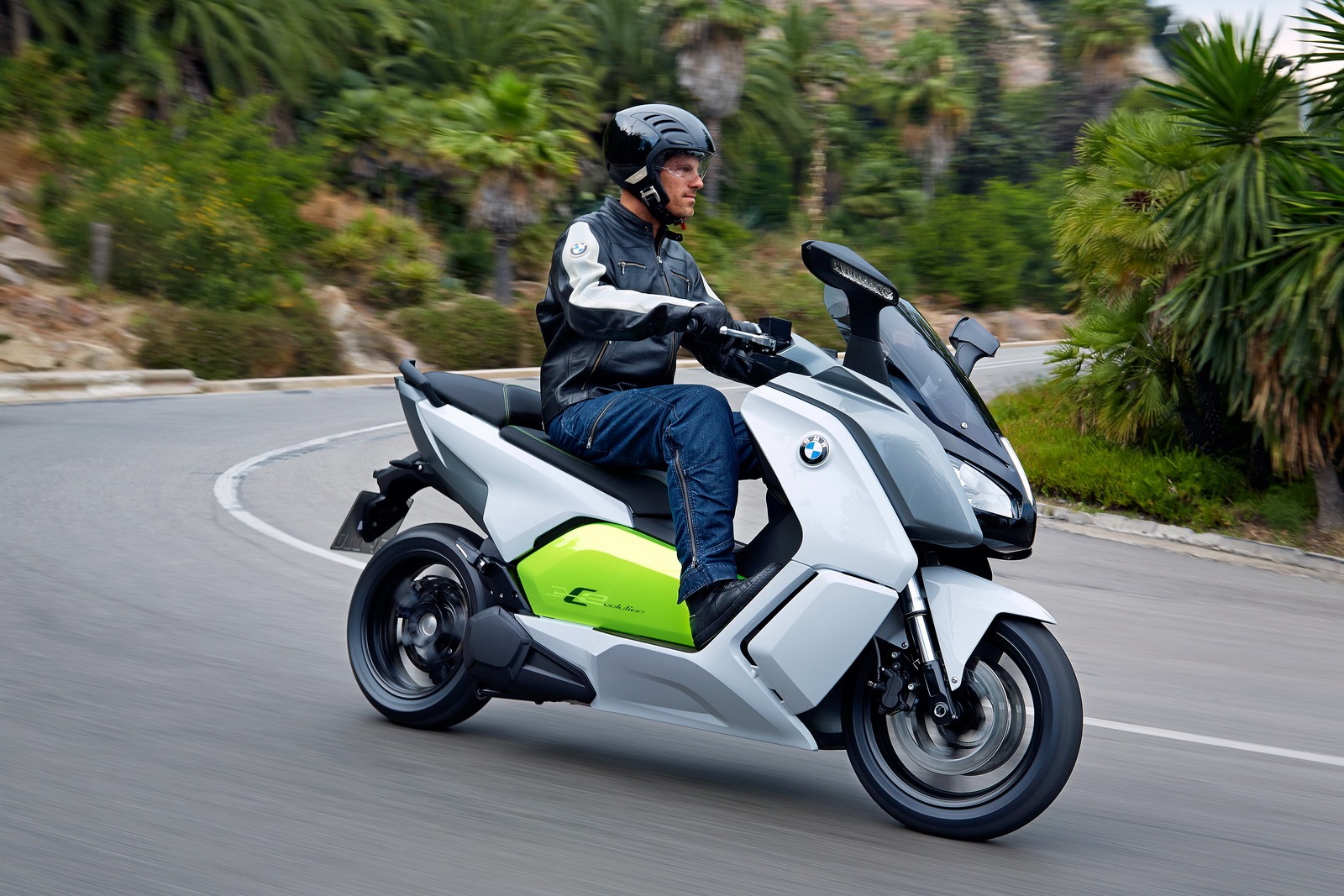 [BMW-Electric-Scooter-7%255B4%255D.jpg]