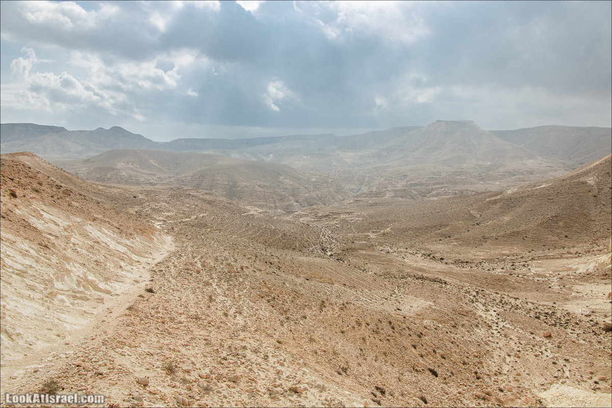 Лунные пейзажи пустыни Негев | Lunar landscapes of the Negev | LookAtIsrael.com - Фото путешествия по Израилю