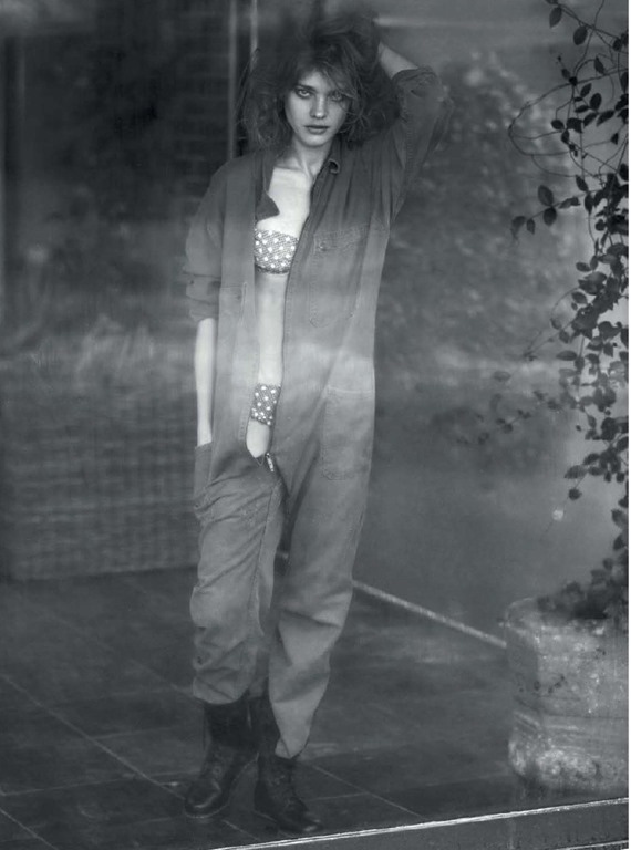 [Jalouse-April-2009-Natalia-Vodianova-2%255B5%255D.jpg]