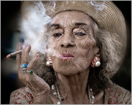 old-woman-smoking-sandy-powers
