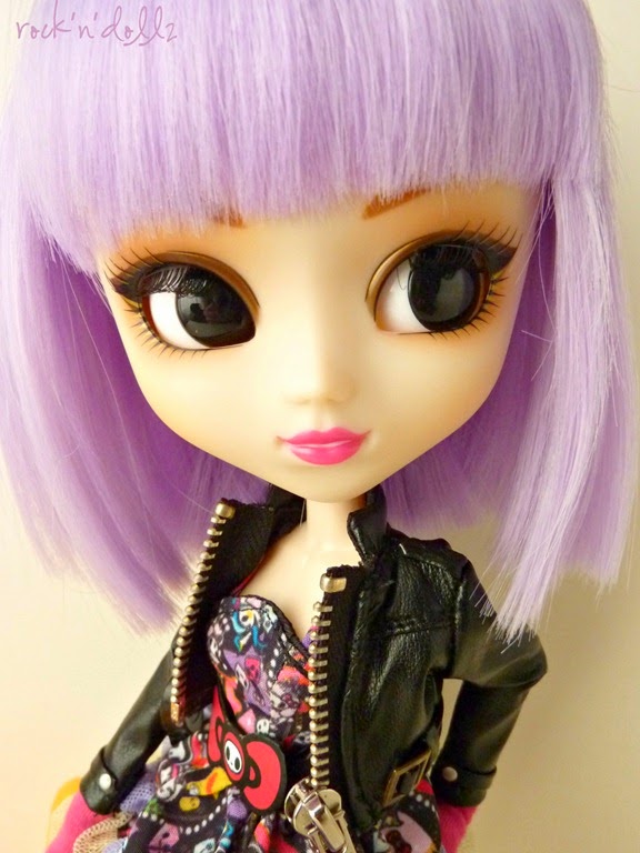 [pullip%2520tokidoki%2520x%2520hello%2520kitty%2520violetta%2520review%252055%255B6%255D.jpg]