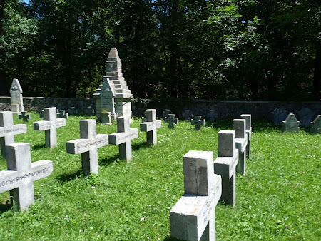 Cimitir Sinaia: morminte romanesti si unguresti