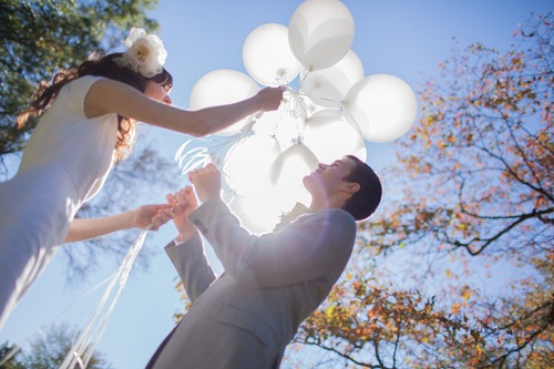 [helen-colin-wedding-day-white-colorful-hipster-rustic-vintage-special-lovely-couple-inspiration-blogger-blog-baloons%255B8%255D.jpg]