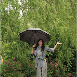 die Geister sind durch das Bad in der Spree zum Leben erweckt