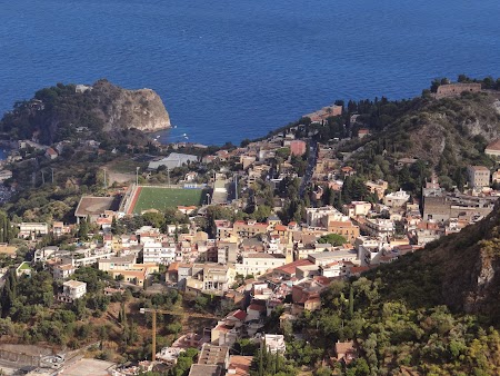 32. Panorama Taormina de la Castelmola.JPG