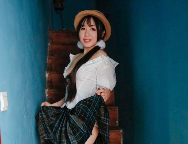 XIUREN No.742 v菜