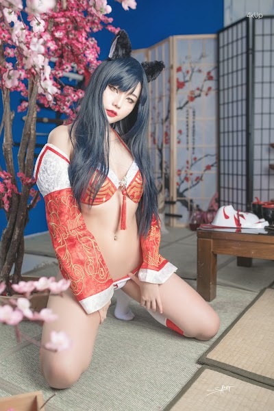 SAINT Photolife – Yuna & Ahri