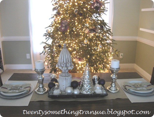 Purple Christmas Tree Decorations and Tablescape 007 (2)