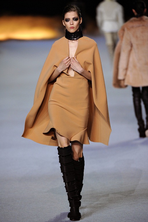 [Kanye%2520West%2520Fall%25202012%2520Ready-to-Wear%2520Collection%252019%255B4%255D.jpg]