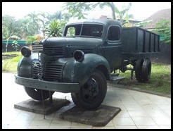 Indonesia, Ambarawa War Museum, 4 ton Dodge 1941, 11 January 2011 (1)