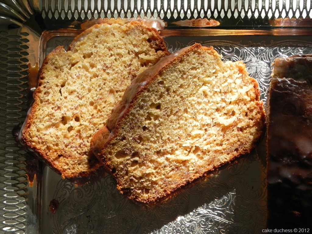 [caramelized-banana-bread-with-brown-butter-glaze-2%255B11%255D.jpg]