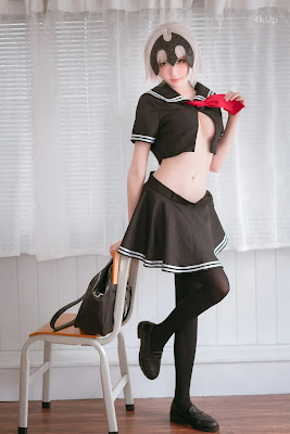 Coser@瓜希酱 黑贞德 校服