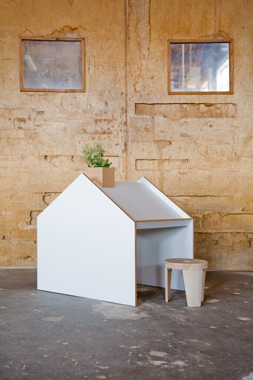 [deskhouse_051%255B1%255D.jpg]