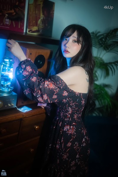 [BLUECAKE] Son Ye-Eun (손예은) Nothing RED+