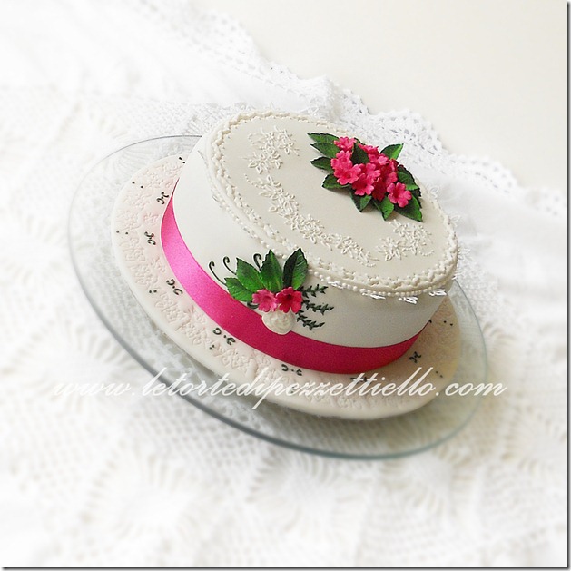 Torta Broderie anglaise