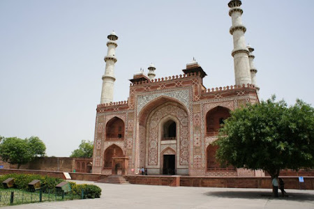 Moschee langa Taj