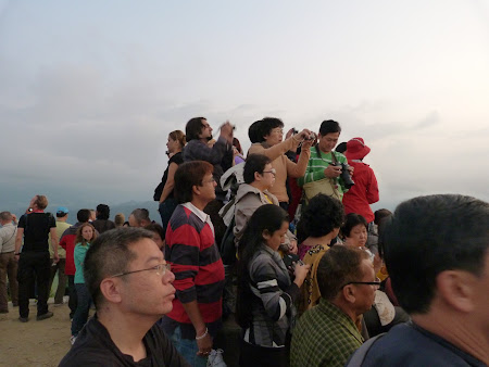 Obiective turistice Nepal: rasarit de soare Sarangkot