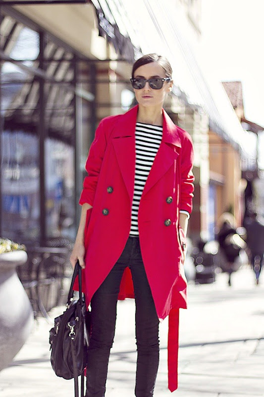 http://lh5.ggpht.com/-iOkL-vqaRw0/UUoE_ookS1I/AAAAAAAAG14/ti7ggvjXGzE/Coral-Red-Trench-Outfit4.jpg?imgmax=800