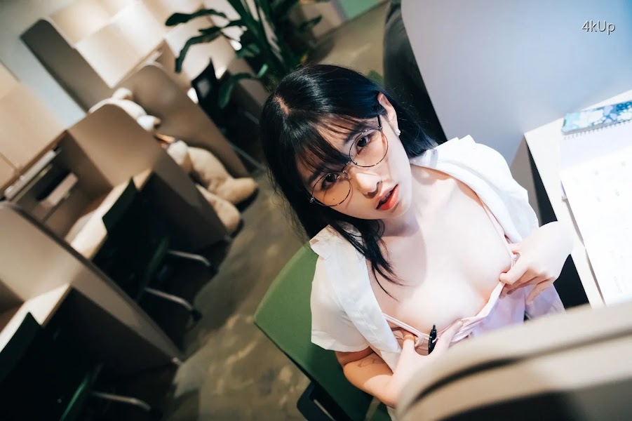 [Loozy] Sonson (손손) Reading Room + S.ver