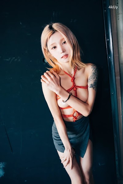 [Loozy] Taeri Enslave (+S.Ver)