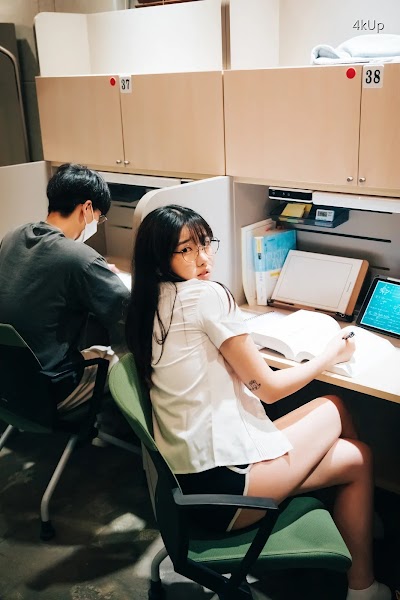 [Loozy] Sonson (손손) Reading Room + S.ver