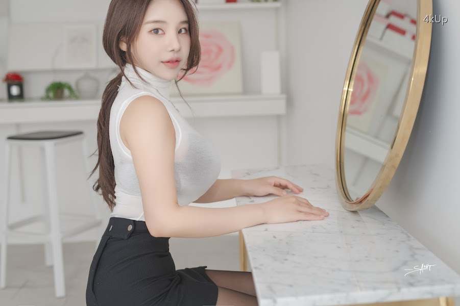 SAINT Photolife – Zzyuri (쮸리) Zzyuri Vol.5 See Through