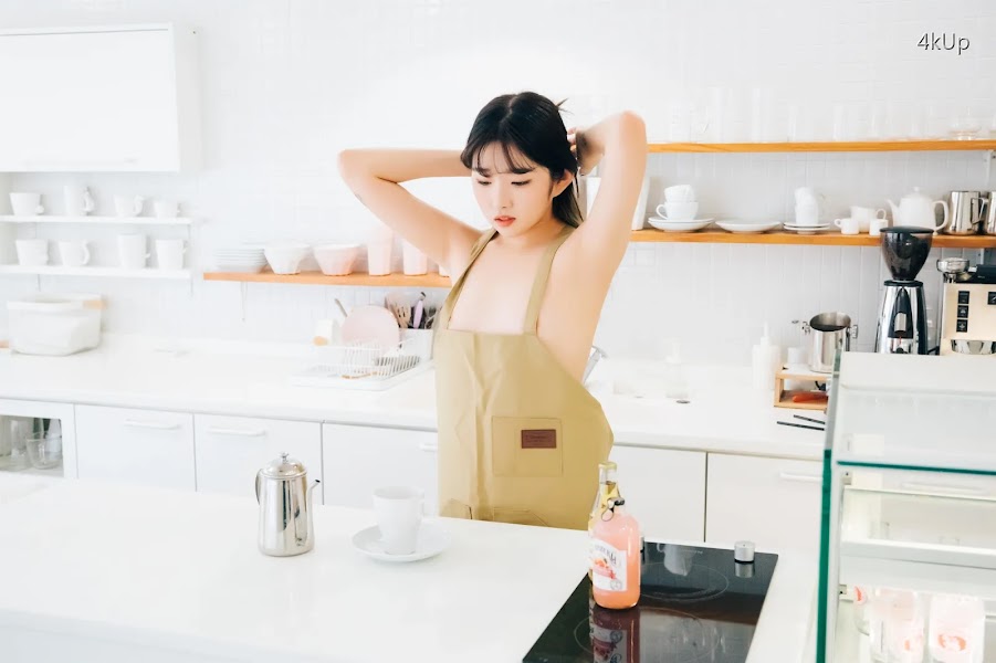 [Loozy] Sonson (손손) Nude Apron