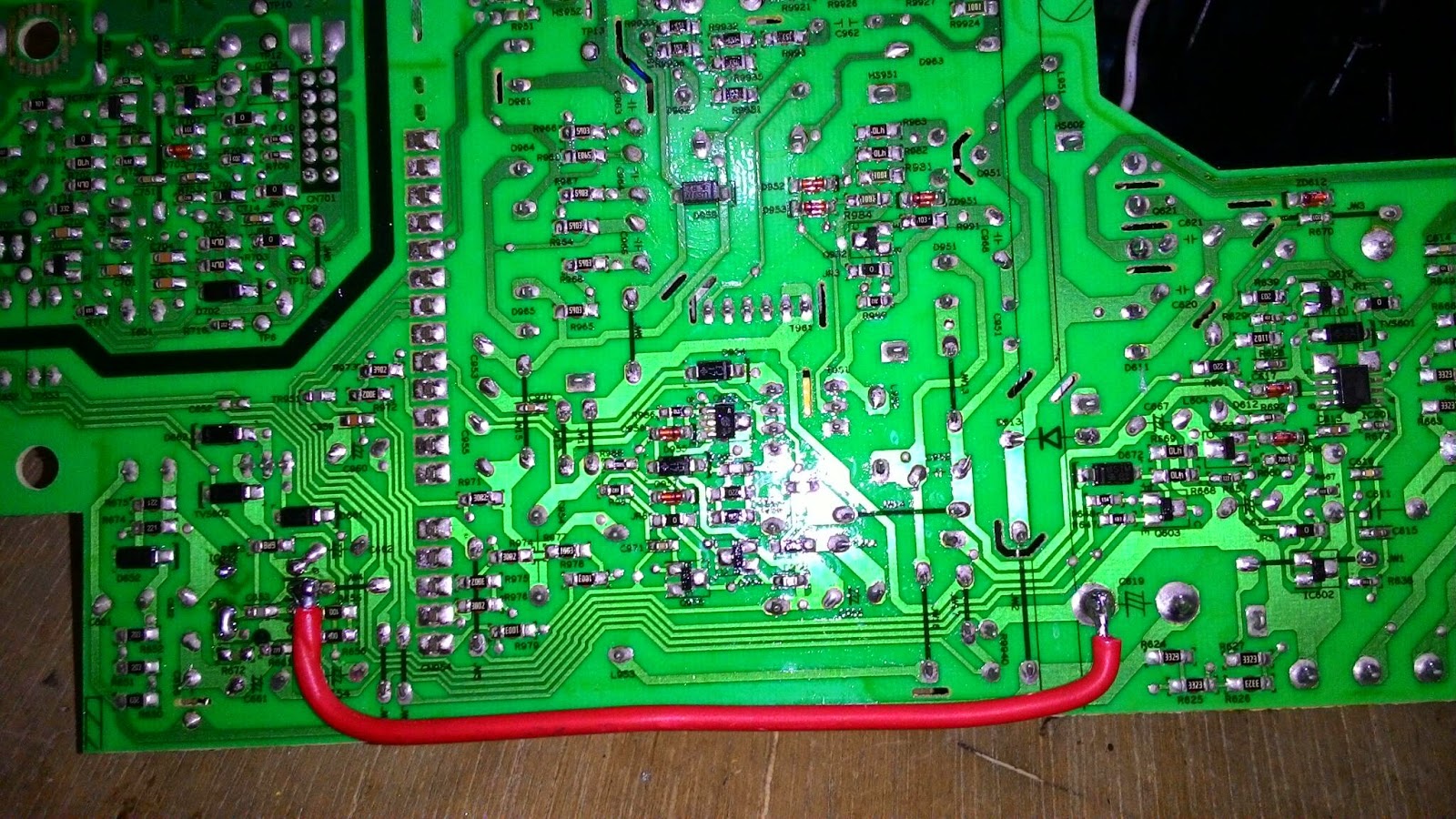 Green Projector Service Centre: TOP258PN diganti dengan TOP247YN