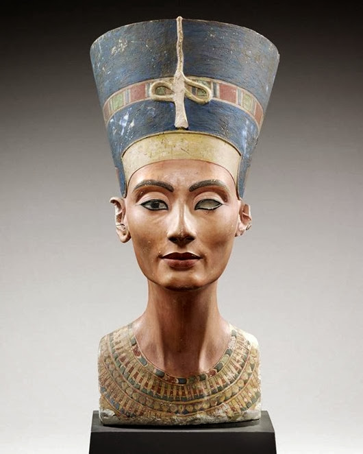 1-Nefertiti-Amarna