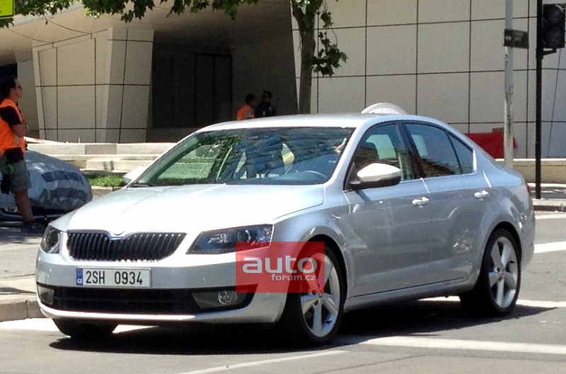 2013-Skoda-Octavia-3%25255B2%25255D.jpg