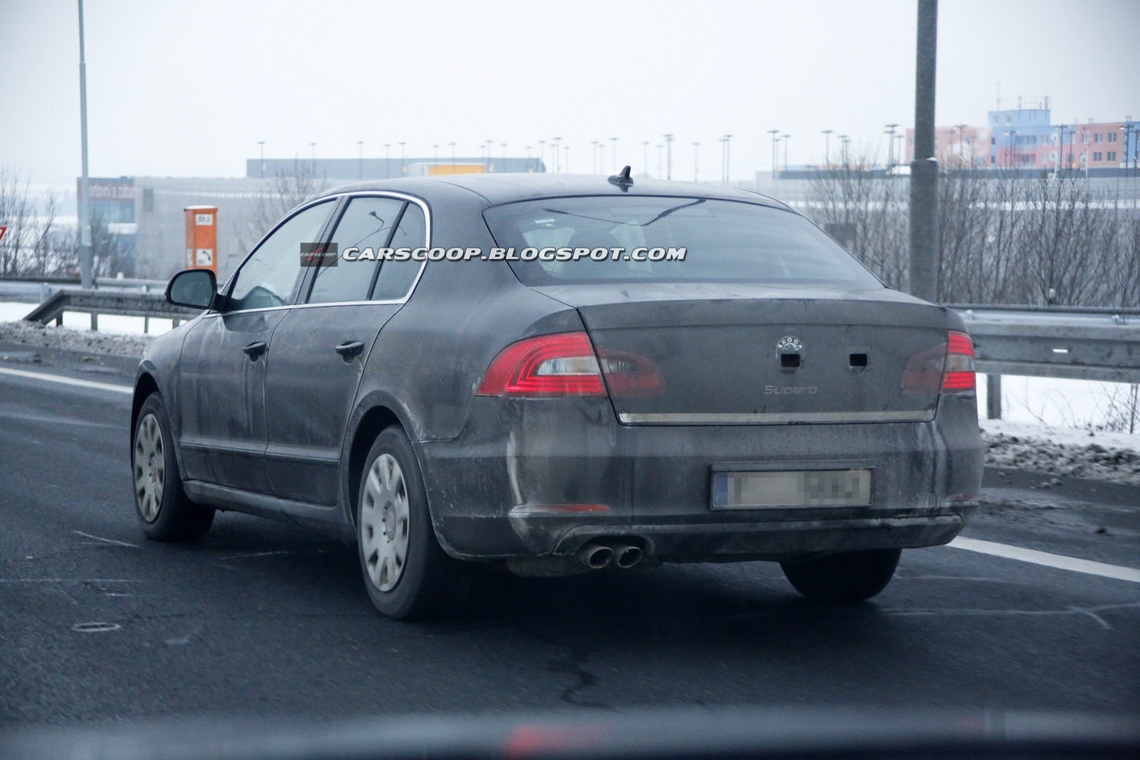 2013-Skoda-Superb-5Carscoop%25255B3%25255D.jpg
