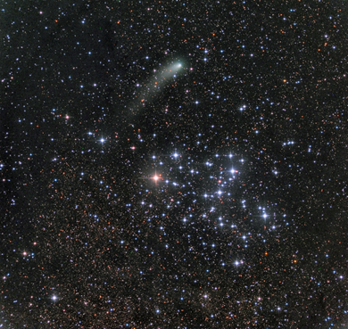 M6 e cometa Siding Spring